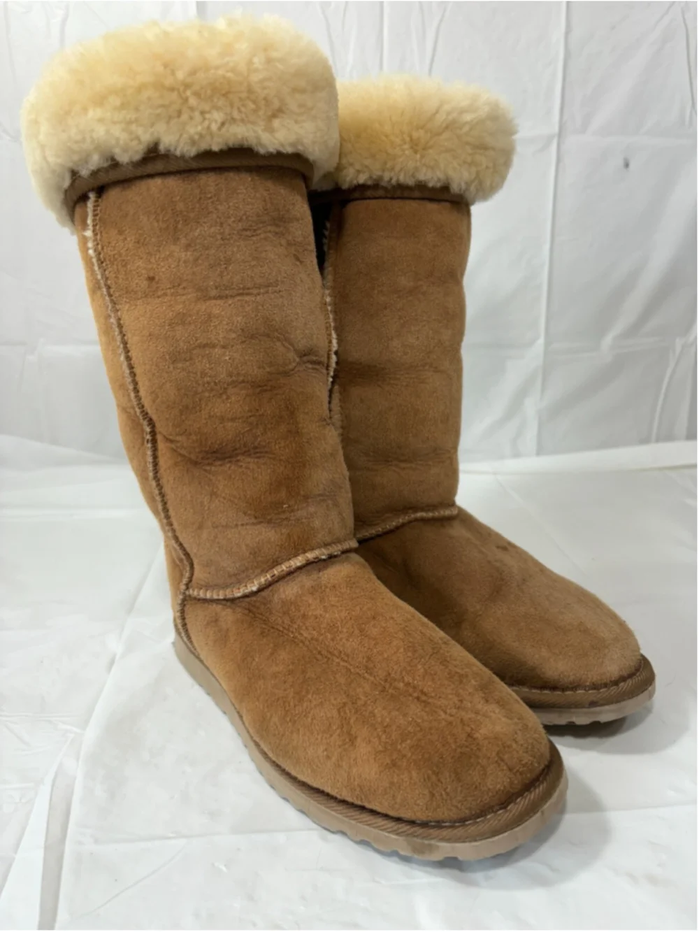 Ugg classic tall Tan Suede Leather Boots Size 6